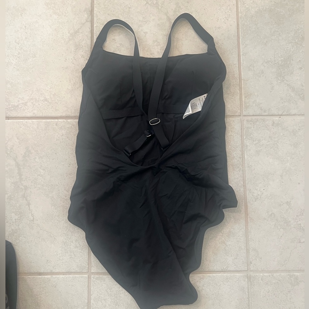 Athleta one piece bathing suit - Picture 2 of 3